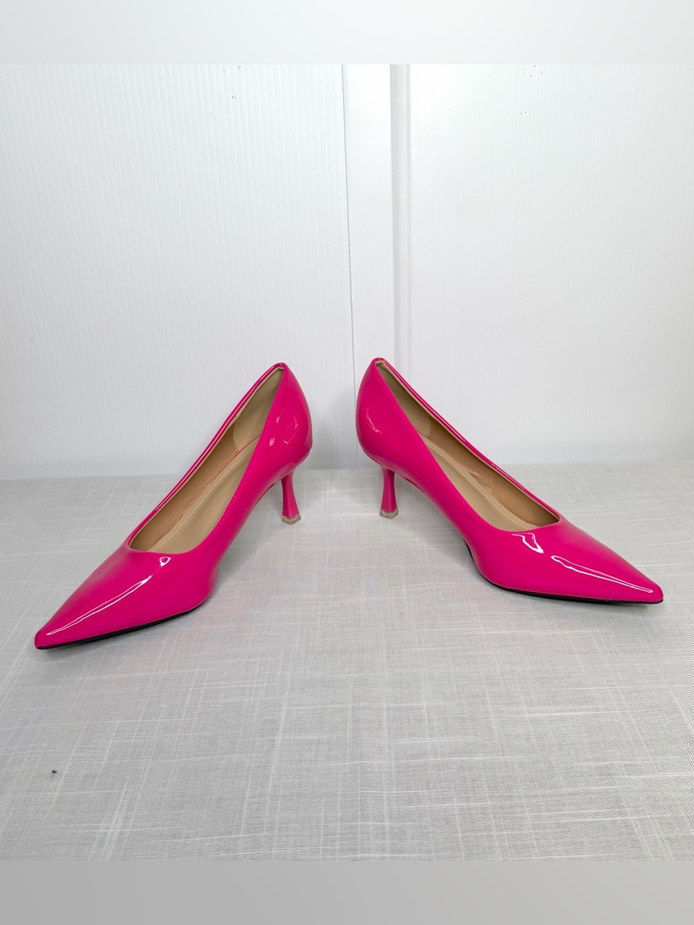 Hot Pink Patent Leather Pointed Toe Heels 3” Pumps Size 7.5 Fits 8